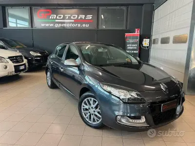 Usata Renault Mégane III 110 CV (80 kW) 2014 Nero Berlina