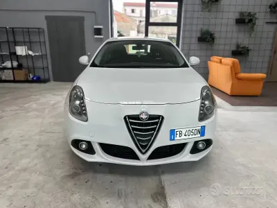 Brugt Alfa Romeo Giulietta Progression 120 HK (88 kW) 2015 Hvid Hatchback
