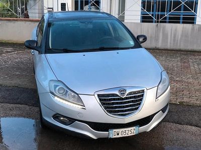 Usata Lancia Delta 190 CV (139 kW) 2009 Argento Utilitaria