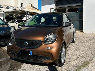 Usata Smart ForFour Prime 71 CV (52 kW) 2015 Marrone Utilitaria