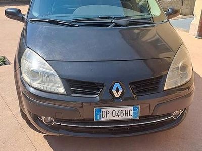Usata Renault Scénic II Dynamique 131 CV (96 kW) 2008 Nero Monovolume