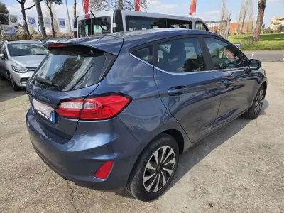 Usata Ford Fiesta Titanium 75 CV (55 kW) 2023 Carta da zucchero met. Utilitaria