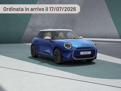 Nuova Mini Cooper Favoured 55 kW (75 CV) 2025 Argento Utilitaria