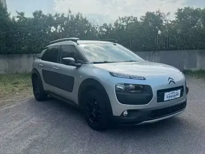 Usata Citroën C4 82 CV (60 kW) 2016 Grigio SUV