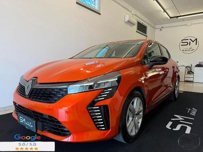 Usata Renault Clio V Evolution 100 CV (73 kW) 2024 Arancione Berlina