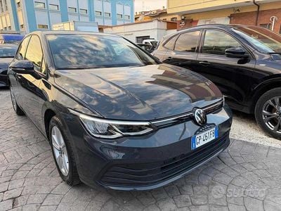 Usata VW Golf VIII Style 116 CV (85 kW) 2023 Grigio Berlina