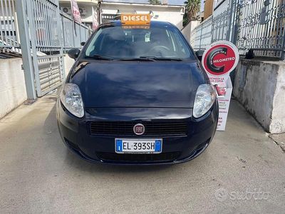 Usata Fiat Grande Punto S 75 CV (55 kW) 2011 Nero Utilitaria