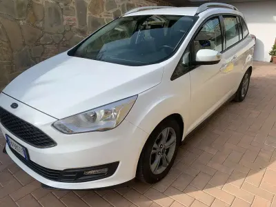 Usata Ford C-MAX Business Edition 120 CV (88 kW) 2018 Bianco Monovolume