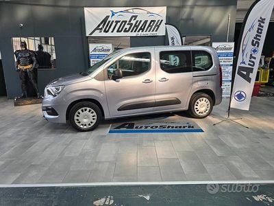 Occasion Opel Combo Life Edition 102 ch (75 kW) 2022 Gris Monospace