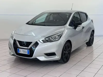 Usata Nissan Micra Acenta 101 CV (74 kW) 2020 Argento Utilitaria