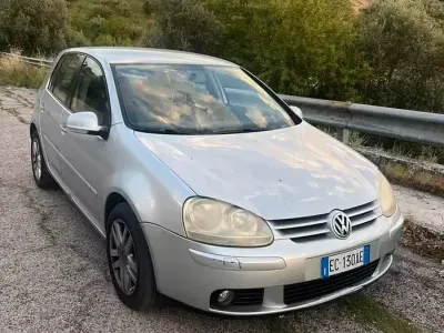 Usata VW Golf IV 105 CV (77 kW) 2006 Berlina