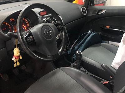Usata Opel Corsa 2010 Grigio Utilitaria