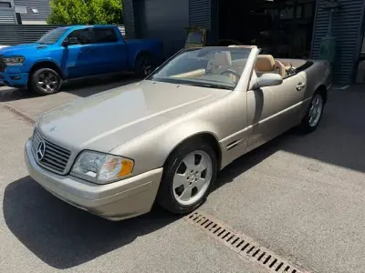 Usata Mercedes SL500 320 CV (235 kW) 1998 Beige Cabrio