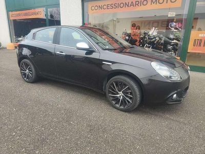 Nero etna Usata 2016 Alfa Romeo Giulietta Super Berlina | 9900 € (Buon prezzo)
