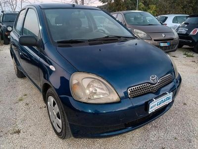 usata Toyota Yaris 1.0 Benzina - 2005