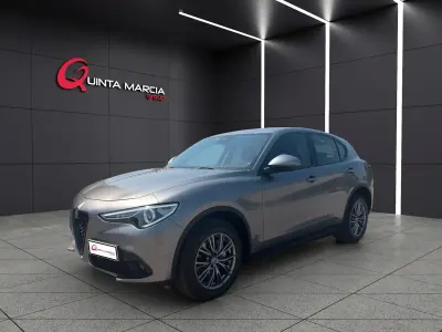 Usata Alfa Romeo Stelvio Super 210 CV (154 kW) 2018 Grigio SUV