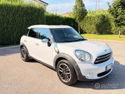 Usata Mini Countryman 90 CV (66 kW) 2015 Bianco SUV