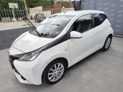 Usata Toyota Aygo 68 CV (50 kW) 2014 Other Utilitaria