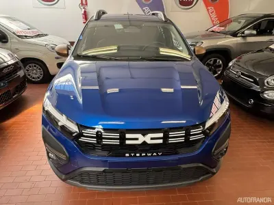 Nieuw Dacia Sandero Stepway 99 PK (72 kW) 2026 Blauw Hatchback