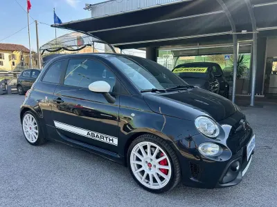 Usata Abarth 695 Esseesse 179 CV (131 kW) 2021 Nero Utilitaria