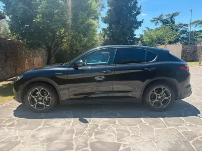 Usata Alfa Romeo Stelvio 160 CV (117 kW) 2020 Nero SUV