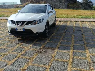 Usata Nissan Qashqai 360º 110 CV (80 kW) 2015 SUV