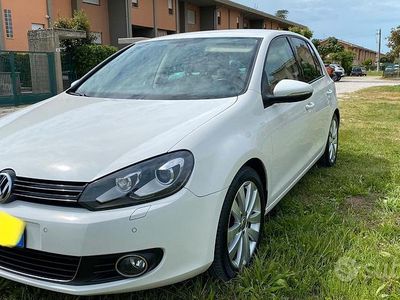 Usata VW Golf VI Highline 105 CV (77 kW) 2010 Bianco Utilitaria