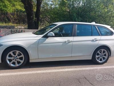 Usata BMW 318 143 CV (105 kW) 2015 Bianco Station wagon