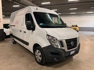 Nissan NV400