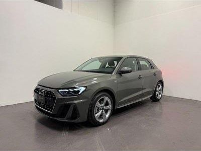 Nuova Audi A1 Sportback S-Line 116 CV (85 kW) 2025 Grigio chronos metallizzato Utilitaria