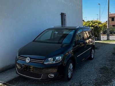 Usata VW Touran 150 CV (110 kW) 2012 Nero Monovolume