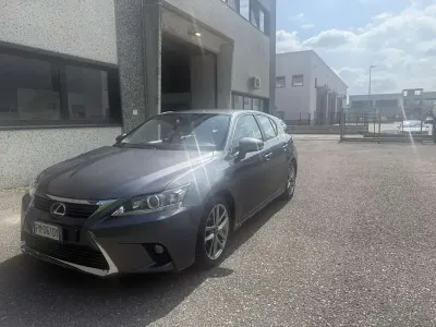 Usata Lexus CT200h Executive Line 99 CV (72 kW) 2017 Berlina