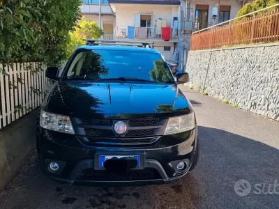 Usata Fiat Freemont 170 CV (125 kW) 2012 Nero SUV