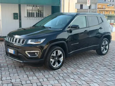 Usata Jeep Compass Limited 140 CV (102 kW) 2018 Nero SUV