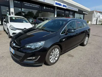 Usata Opel Astra Business 136 CV (100 kW) 2014 Other Station wagon