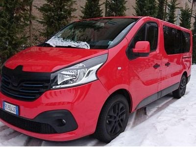 Usata Renault Trafic 145 CV (106 kW) 2016 Rosso Monovolume