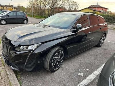 Usata Peugeot 308 Allure 131 CV (96 kW) 2022 Nero Station wagon