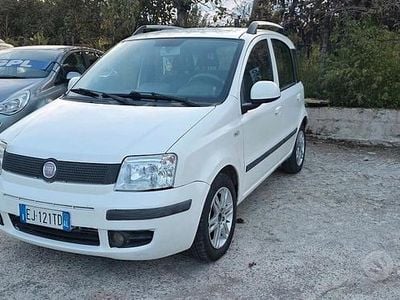 Usata Fiat Panda Dynamic 69 CV (50 kW) 2011 Bianco Utilitaria