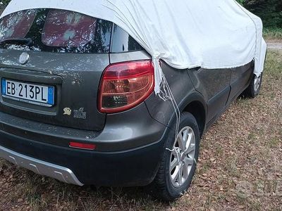 Usata Fiat Sedici 135 CV (99 kW) 2010 Marrone SUV