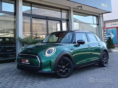 Usado Mini Cooper Essential 136 HP (100 kW) 2023 Verde Citadino
