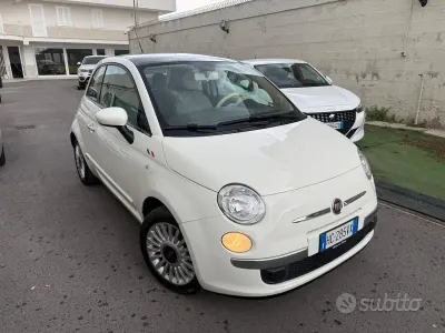 Usata Fiat 500 Lounge 69 CV (50 kW) 2010 Bianco Berlina