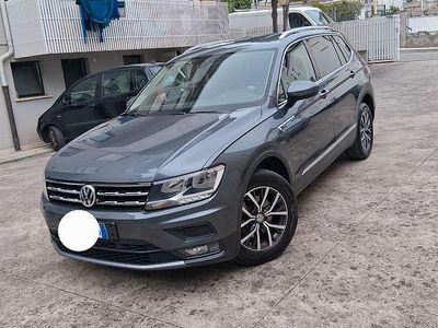 Usata VW Tiguan 200 CV (147 kW) 2018 Grigio SUV