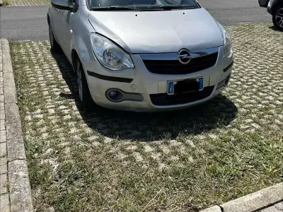 Usata Opel Agila Enjoy 86 CV (63 kW) 2008 Utilitaria