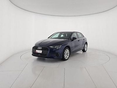 Usata Audi A3 Sportback g-tron Business 131 CV (96 kW) 2023 Blu navarra metallizzato Utilitaria