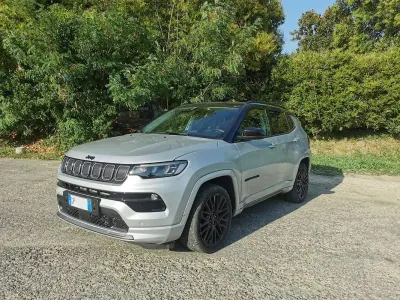Usata Jeep Compass 131 CV (96 kW) 2023 Argento SUV