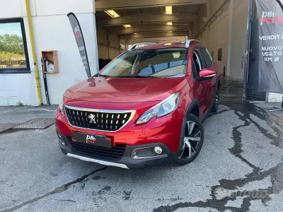 Usata Peugeot 2008 S 102 CV (75 kW) 2019 Grigio SUV