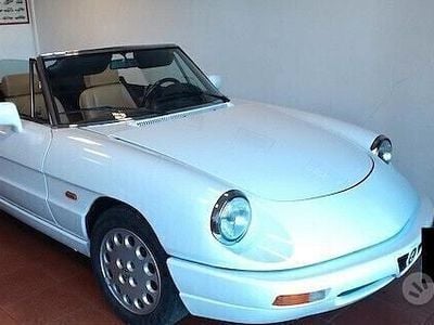 Usata Alfa Romeo Spider 117 CV (86 kW) 1990 Bianco Cabrio