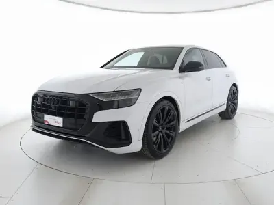 Usata Audi Q8 Sport 340 CV (250 kW) 2022 Bianco ghiaccio metallizzato SUV