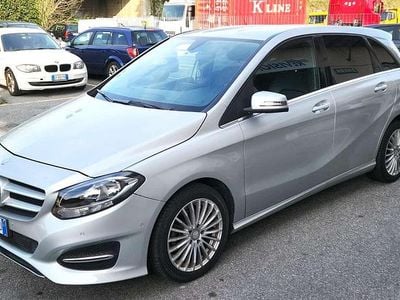Argento Usata 2015 Mercedes B160 Premium Monovolume | 10.990 € (Buon prezzo)
