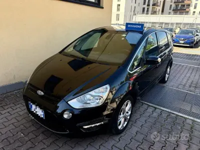 Usata Ford S-MAX Titanium 200 CV (147 kW) 2011 Nero Monovolume